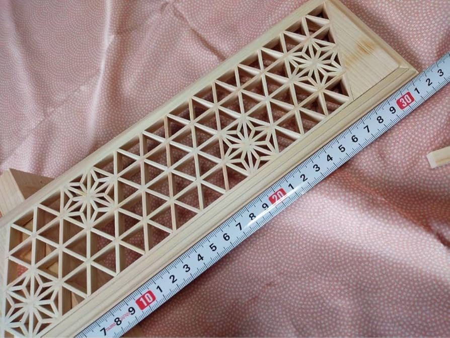 組子細工　壁掛け　麻の葉文様 Amazon.co.jp: 組子細工 壁掛け 麻の葉文様 : ホーム＆キッチン